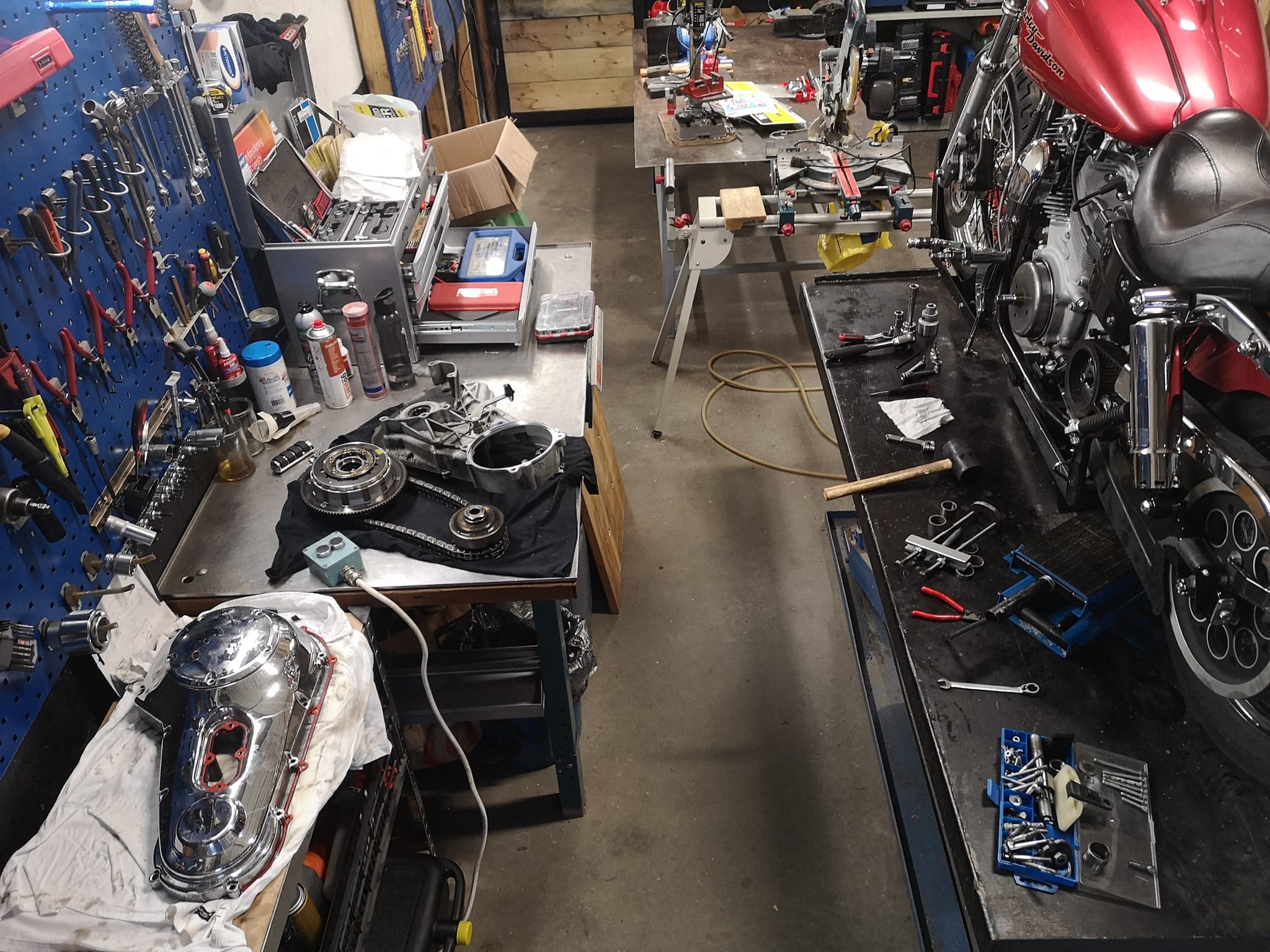 Växel fix, isärplockad axel på Fallqvist Special verkstad i Alingsås